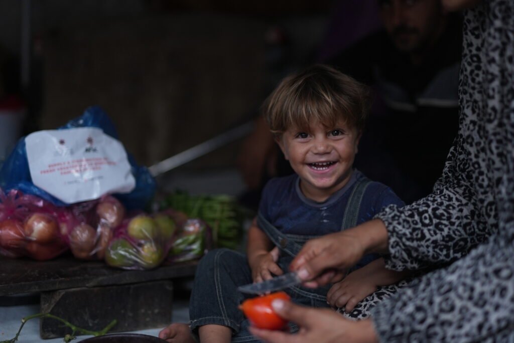Distribution of vegetable baskets for the benefit of AFSC