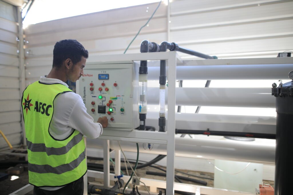 Purification & desalination station